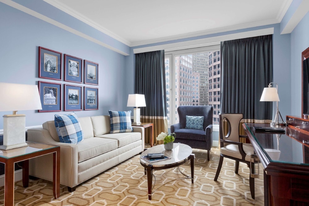 Deluxe Room, 1 King Bed, Tower (Tower)