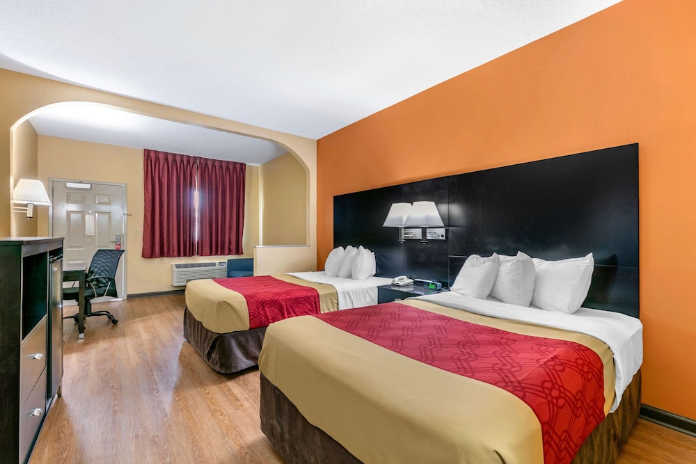 Room, 2 Double Beds, Accessible, Non Smoking - Photo 9