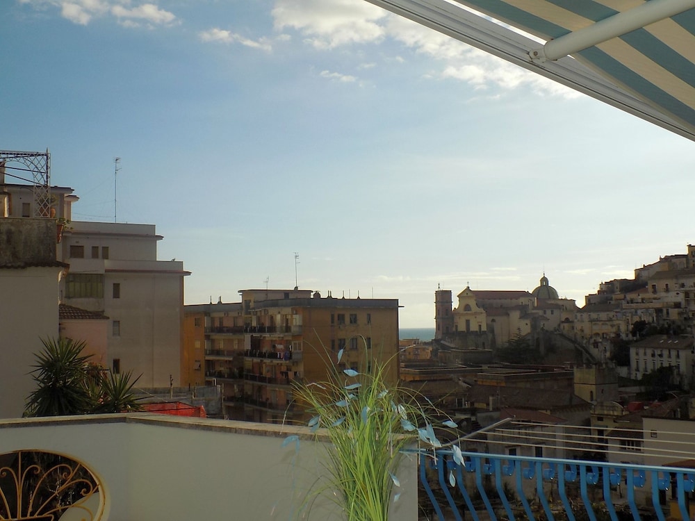 Standard Apartment photo 3