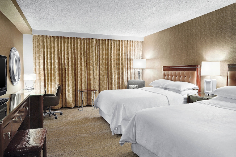 Classic Room, 2 Queen Beds (No View) - Photo 1