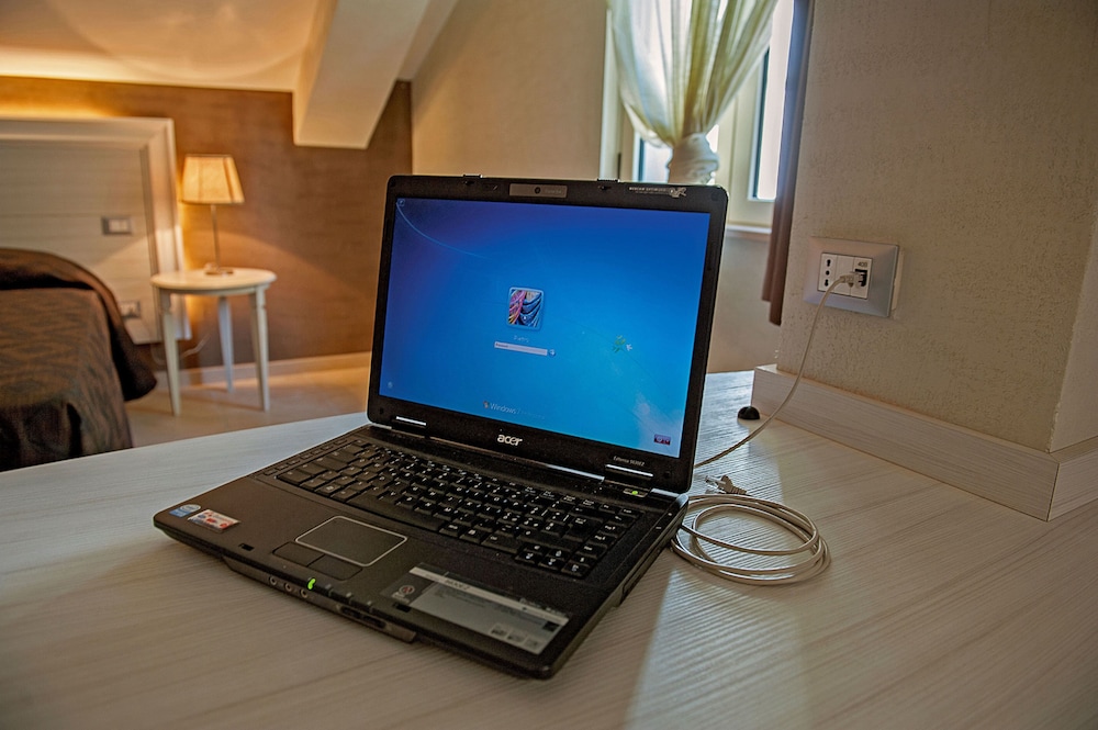 Quadruple Room - Photo 18