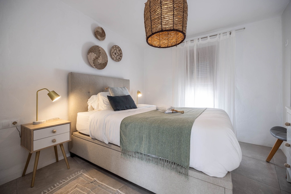 Deluxe Suite, Ensuite (Deluxe Suite) - Photo 3