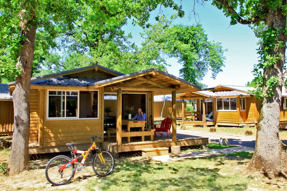 Chalet (Powell) photo 2