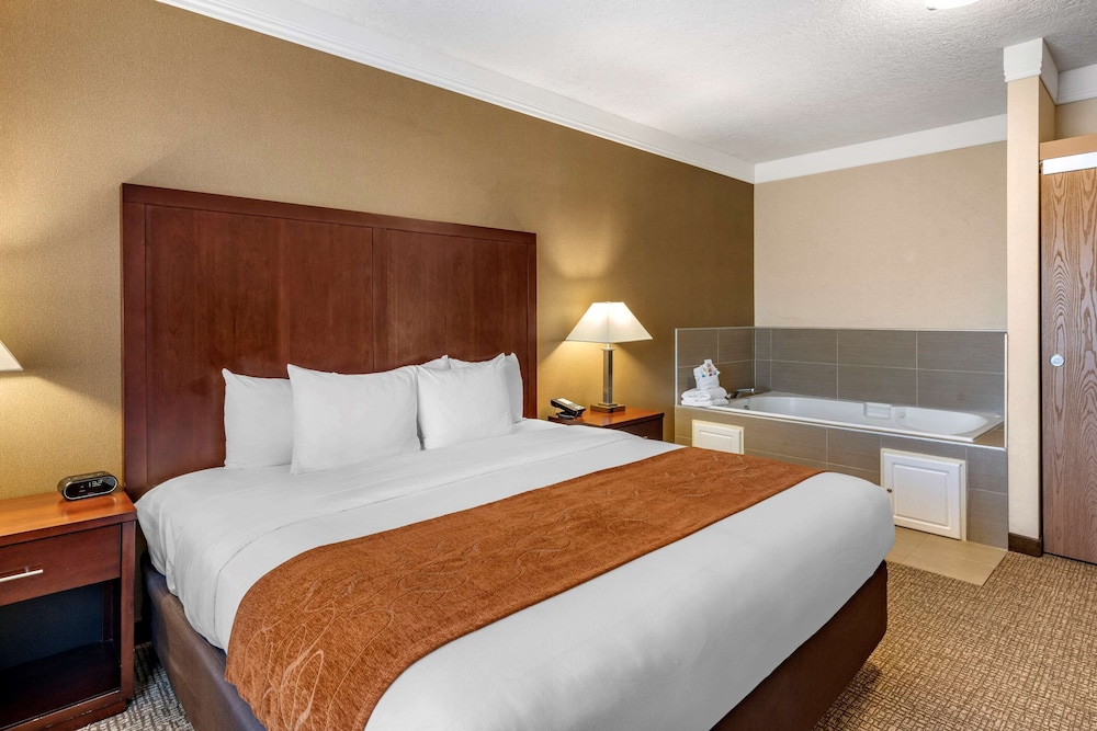 Executive Suite, 1 King Bed, Non Smoking (Spa) - Photo 1