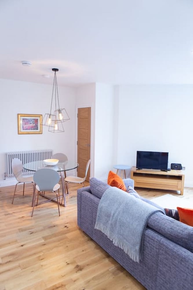 Apartment photo 1