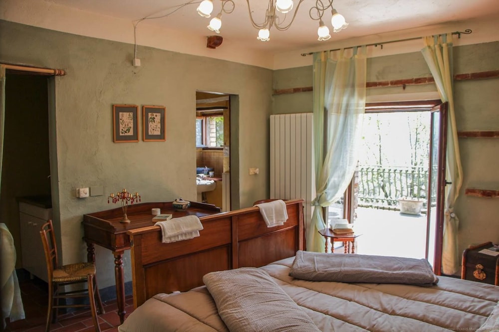 House, 4 Bedrooms, Terrace photo 1