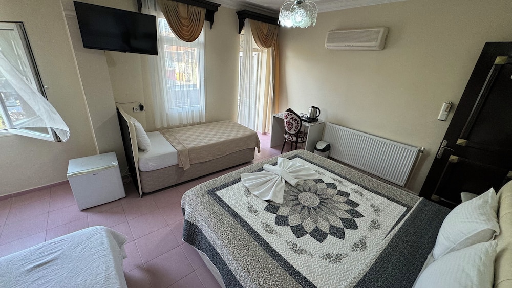 Panoramic Room, 1 Bedroom, Non Smoking, City View photo 3