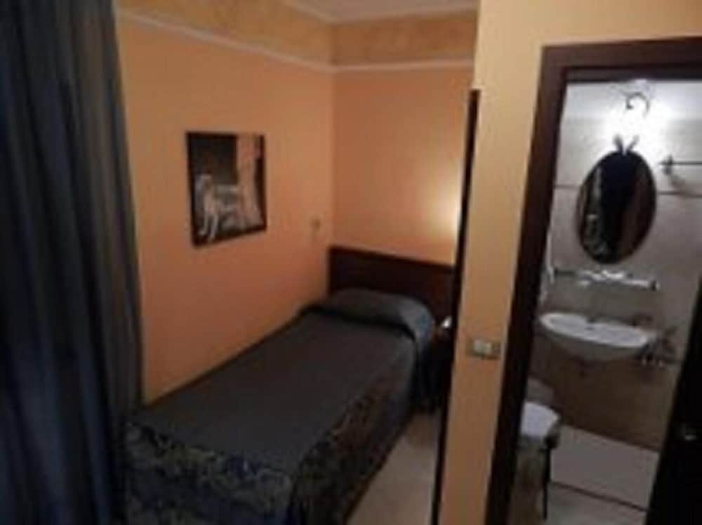 Single Room, Ensuite