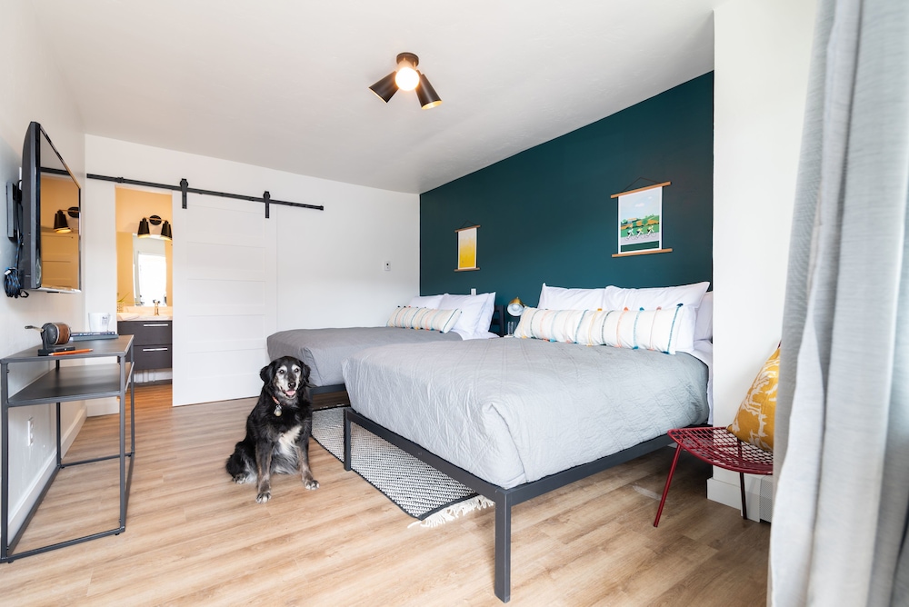 Deluxe Room, 2 Double Beds