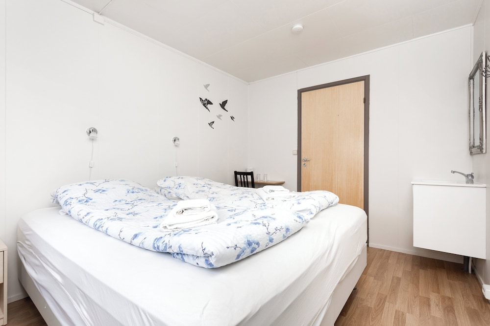 Standard Double Room, Shared Bathroom photo 1
