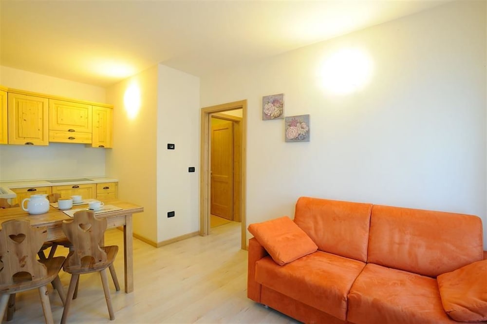 Standard Triple Room photo 3