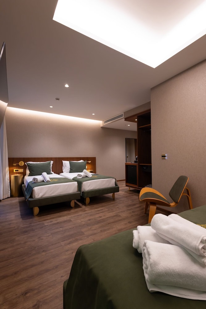 Premium Quadruple Room photo 2