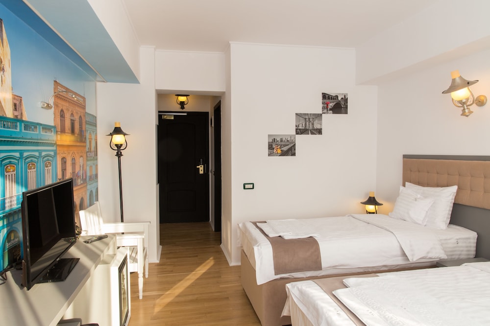 Double or Twin Room photo 1