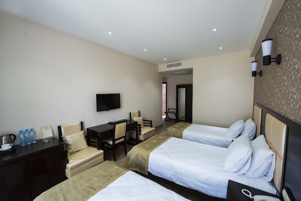 Superior Suite, 2 Bedrooms photo 2