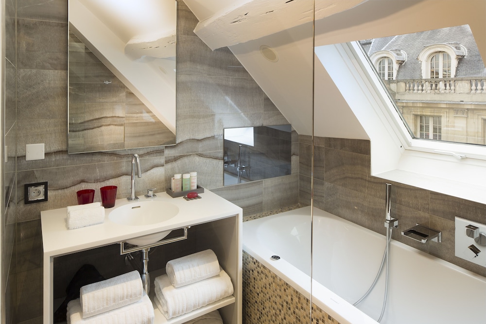 Junior Suite (Triple) photo 2