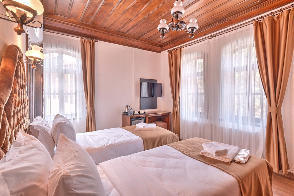 Standard Room, City View photo 2