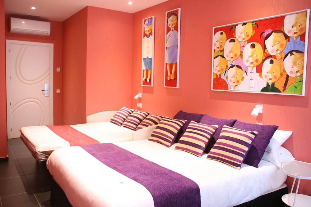 Family Quadruple Room photo 2