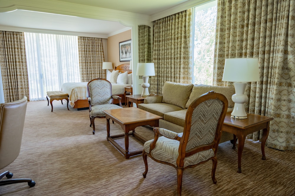 Preferred Room, 1 King Bed photo 2