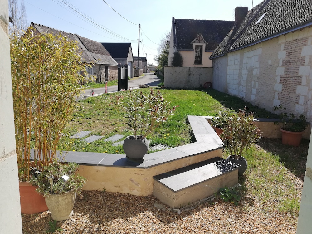 Comfort Double Room, 1 Queen Bed, Non Smoking, Garden View (Hélène) photo 3