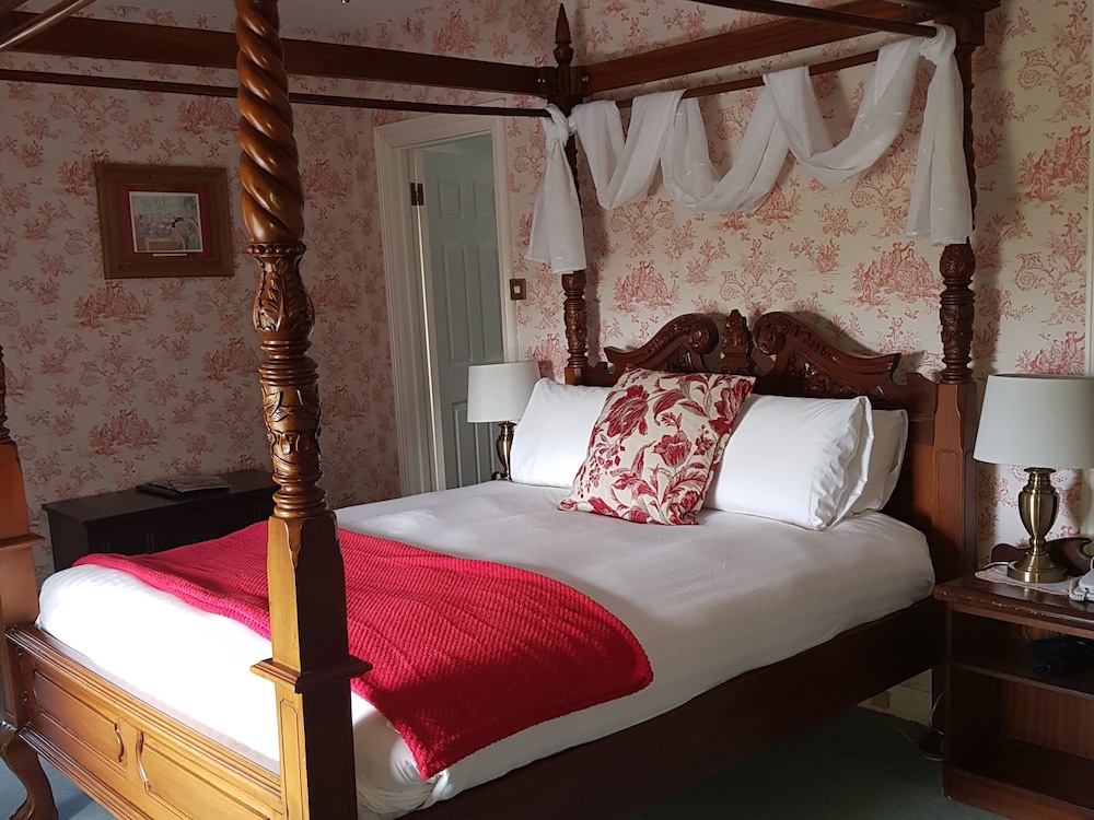 Superior Double Room, Ensuite - Photo 5