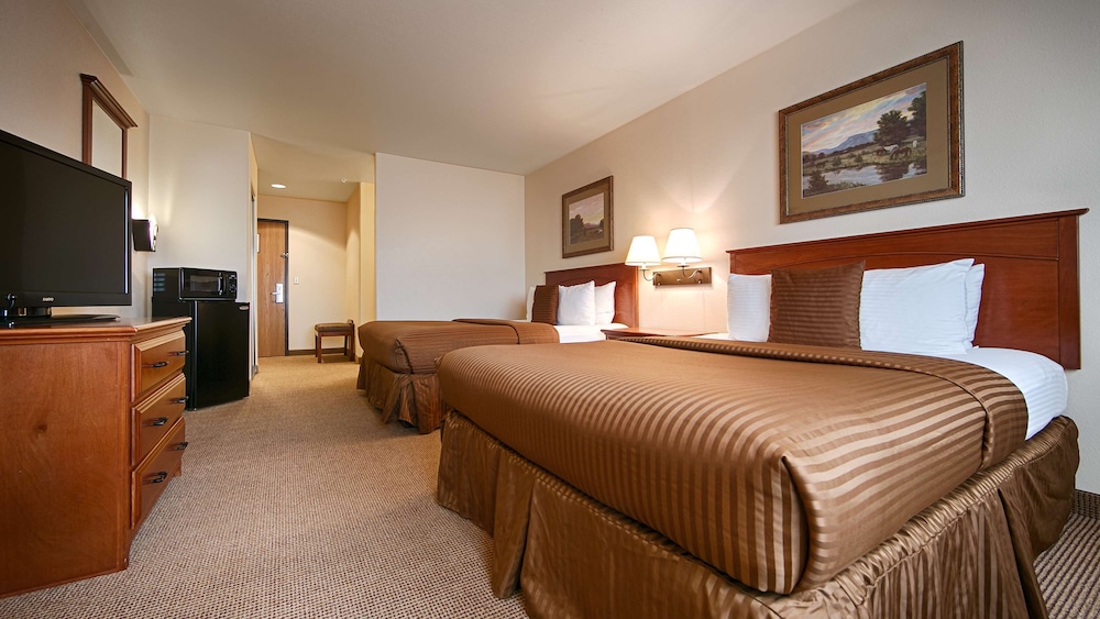 Standard Room, 2 Queen Beds, Non Smoking photo 1