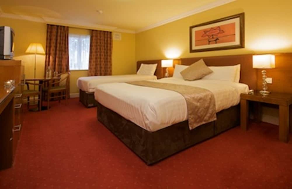 Twin Room - Photo 1