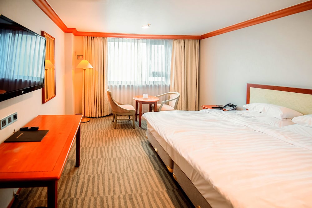 Economy Double Room photo 2