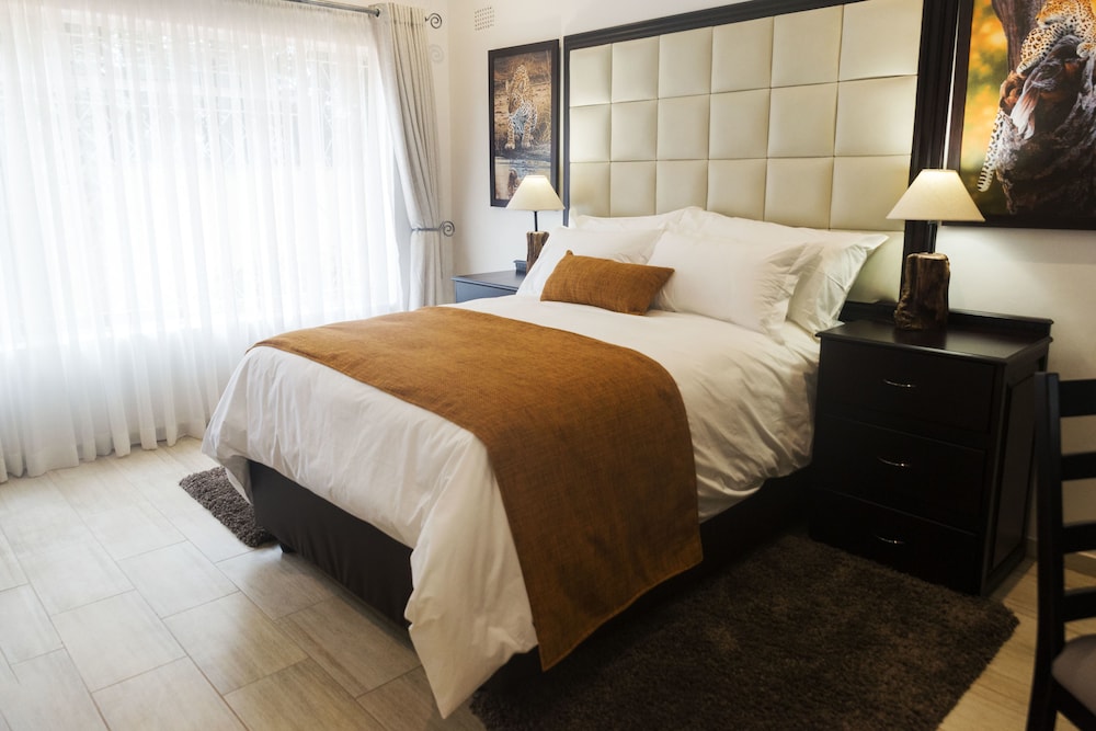 Standard Double Room, Garden View (Leopard/Mbada)