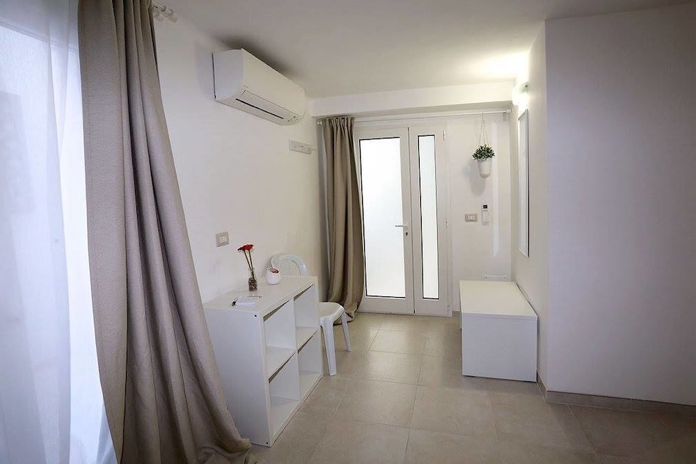 Triple Room, Multiple Beds photo 2