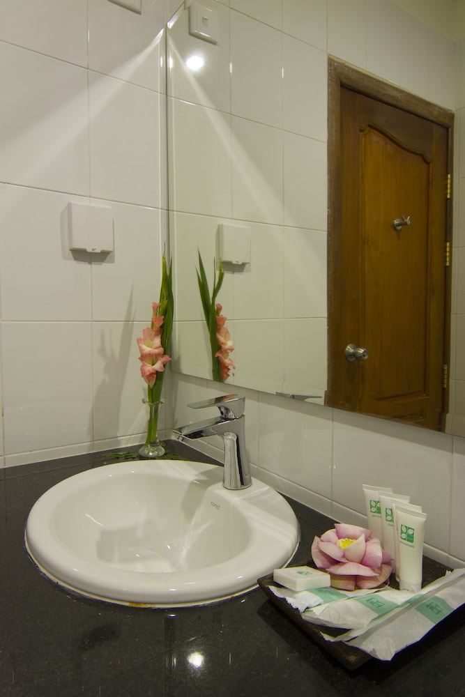 Family Room, 2 Bedrooms, Balcony photo 3