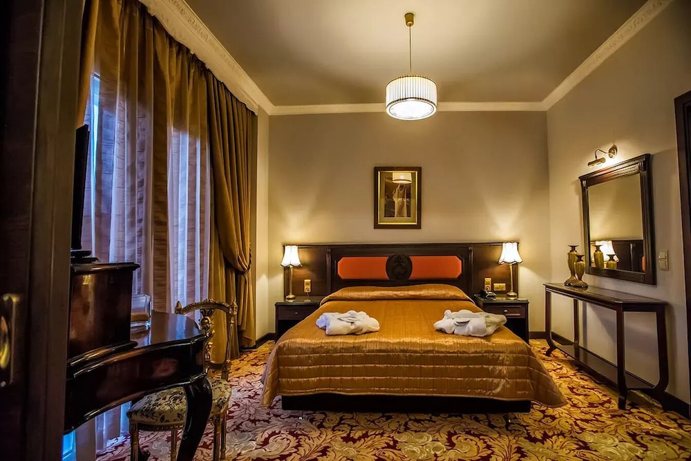 Presidential Studio Suite photo 1