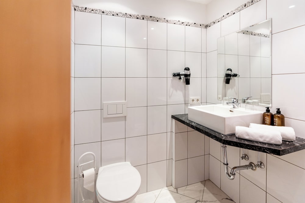 Double Room, Annex Building (3 Star) photo 3
