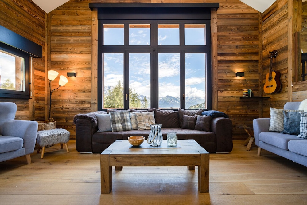 Chalet (4 Bedrooms)