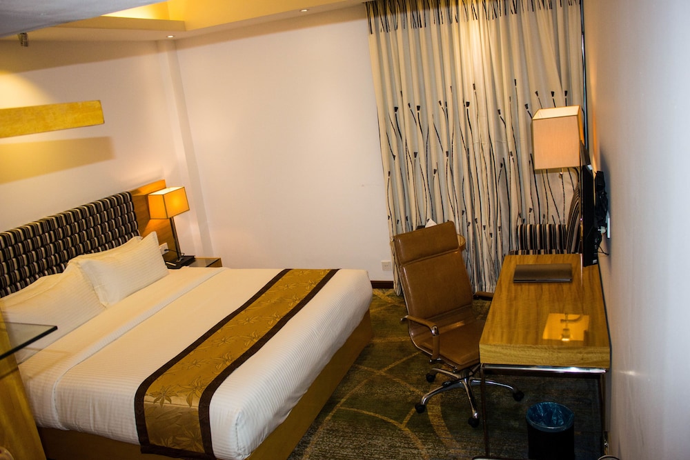 Canary Park Suite 2 connected Rooms photo 3