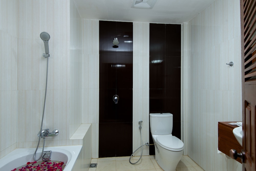 Royal Deluxe Room photo 3