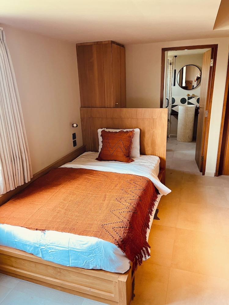 Deluxe Shared Dormitory