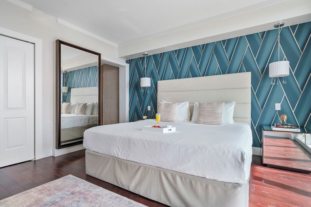 Deluxe Apartment, 1 King Bed with Sofa bed, Balcony, Ocean View1002.02 photo 3