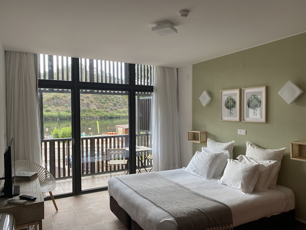 Double or Twin Room, Balcony, River View