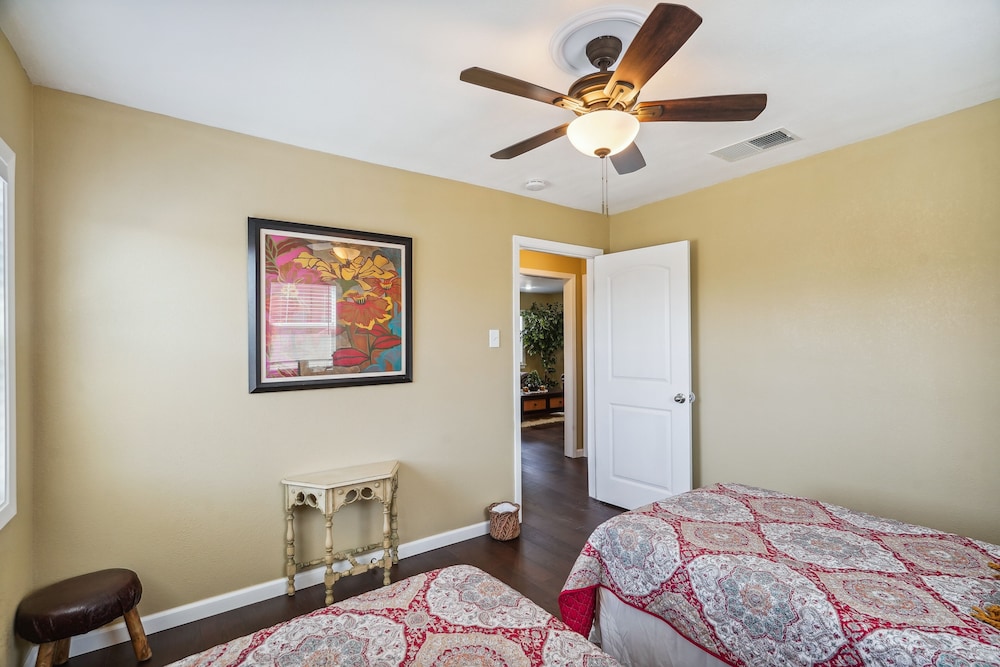 House (2 Bedrooms) photo 1