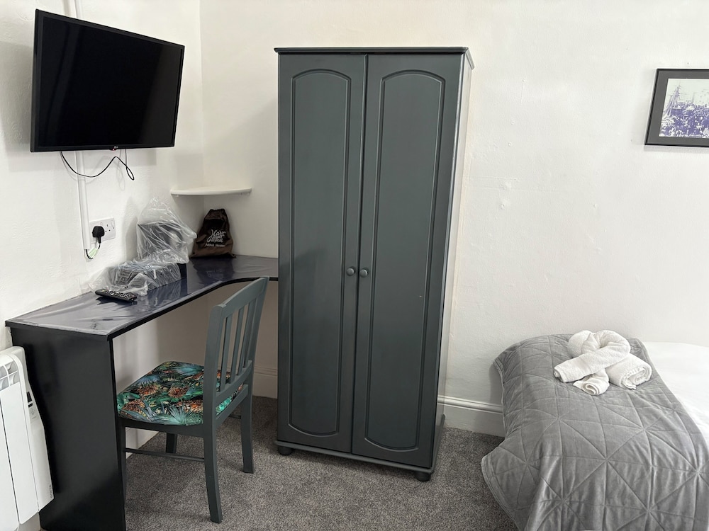 Classic Twin Room photo 3