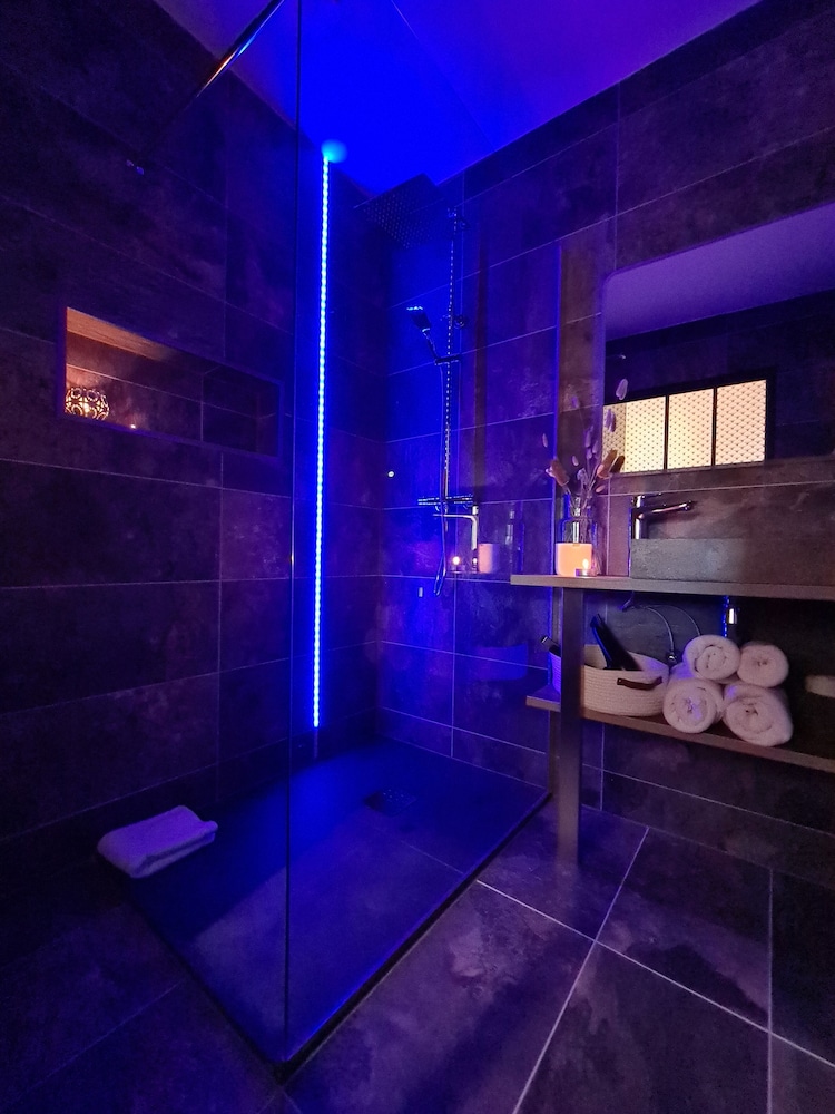 Suite Volupté & SPA photo 3