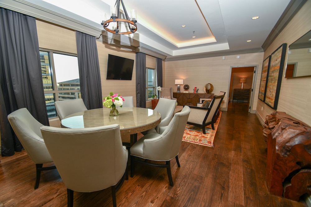 Presidential Suite, 1 Bedroom photo 2