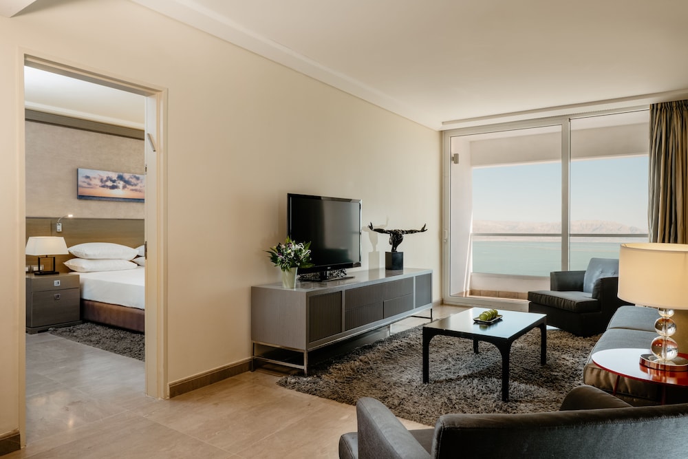 Executive Deluxe Suite photo 2