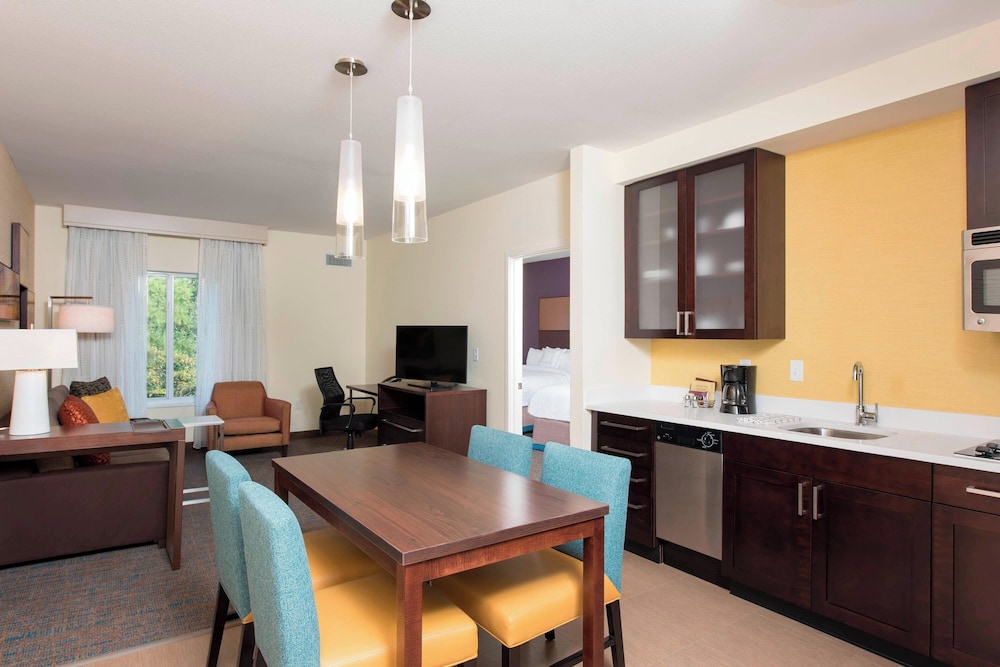 Suite, 1 Bedroom photo 1