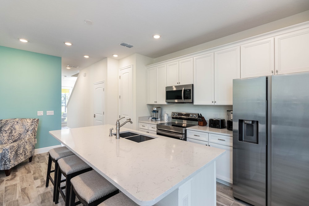 Townhome, Multiple Beds