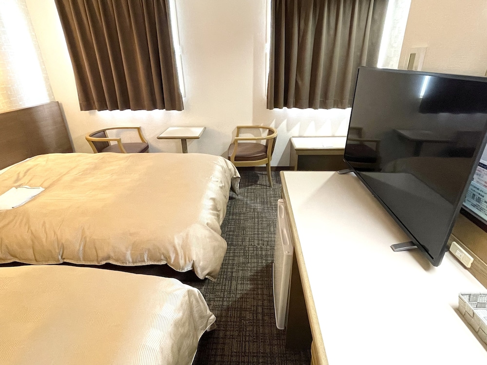 Twin Room, Non Smoking - Photo 6