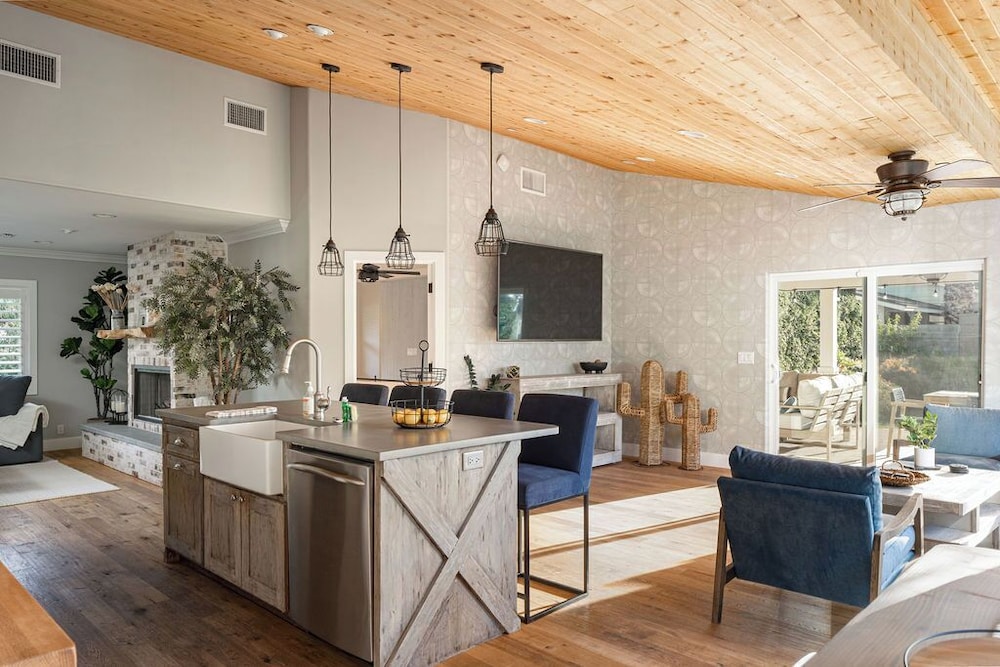 Old Town Farm-to-table - Featured on CBS, Billede 21