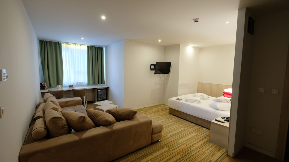 Deluxe Double Room - Photo 2