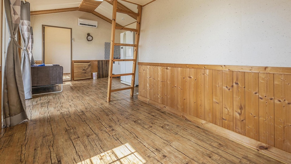 Basic Room, 1 Bedroom (Bada-dong dokchae(Ocean View)) - Photo 6