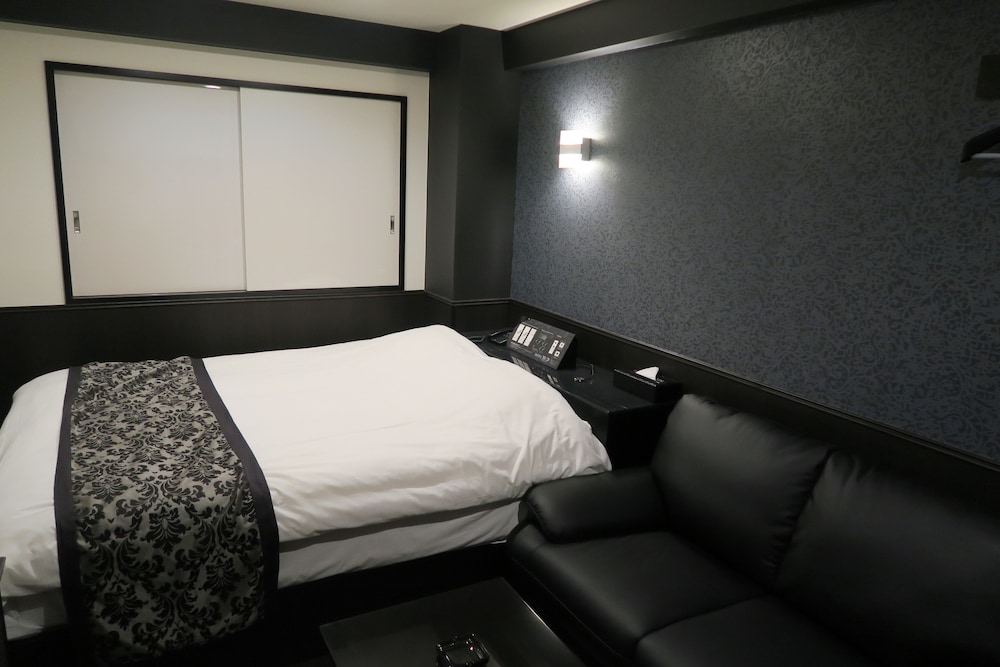 A type room photo 1